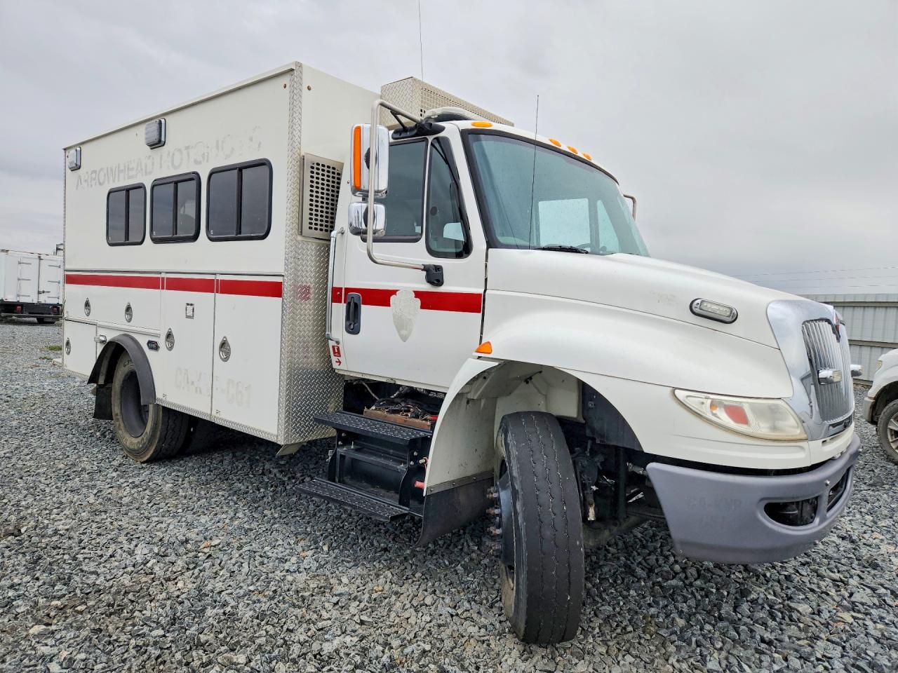 2016 INTERNATIONAL 4000 SERIE