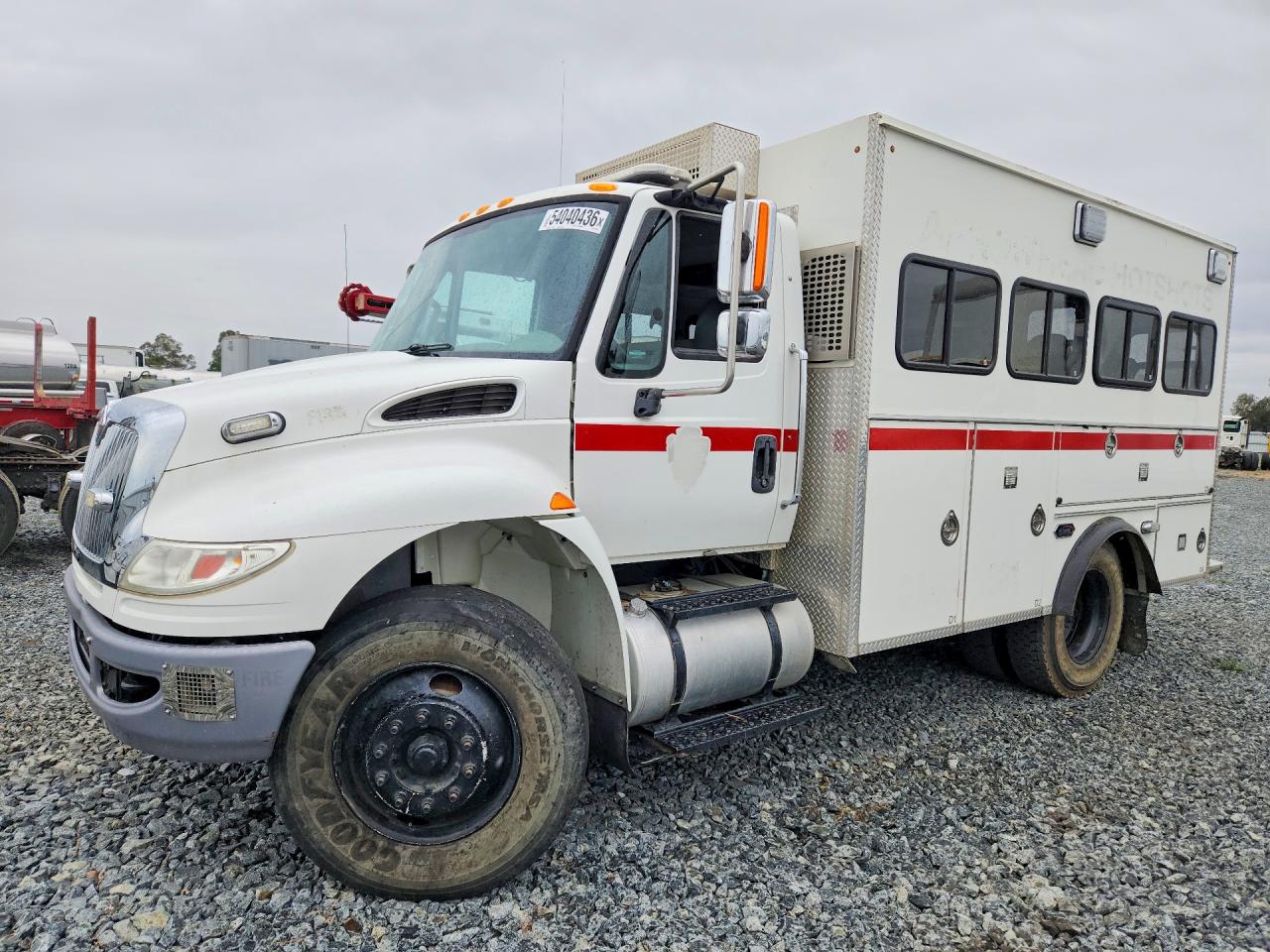 2016 INTERNATIONAL 4000 SERIE