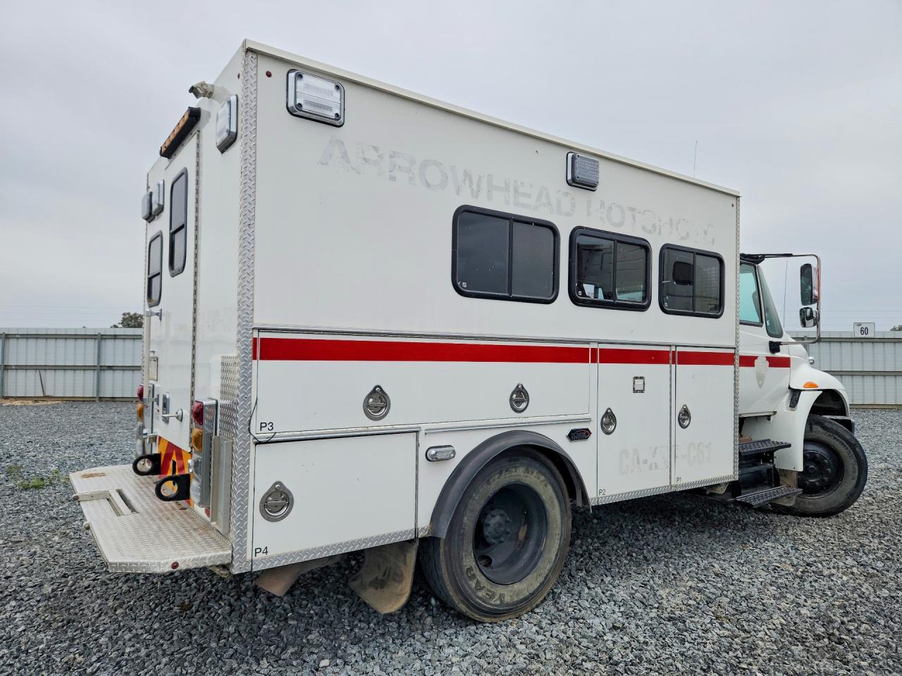 2016 INTERNATIONAL 4000 SERIE