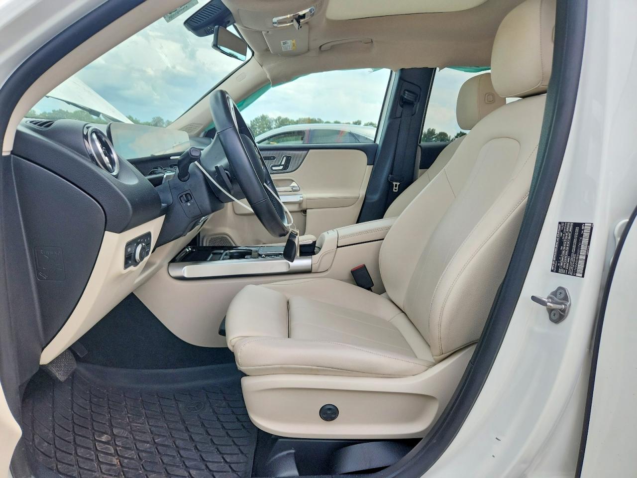 2022 MERCEDES-BENZ GLB-CLASS
