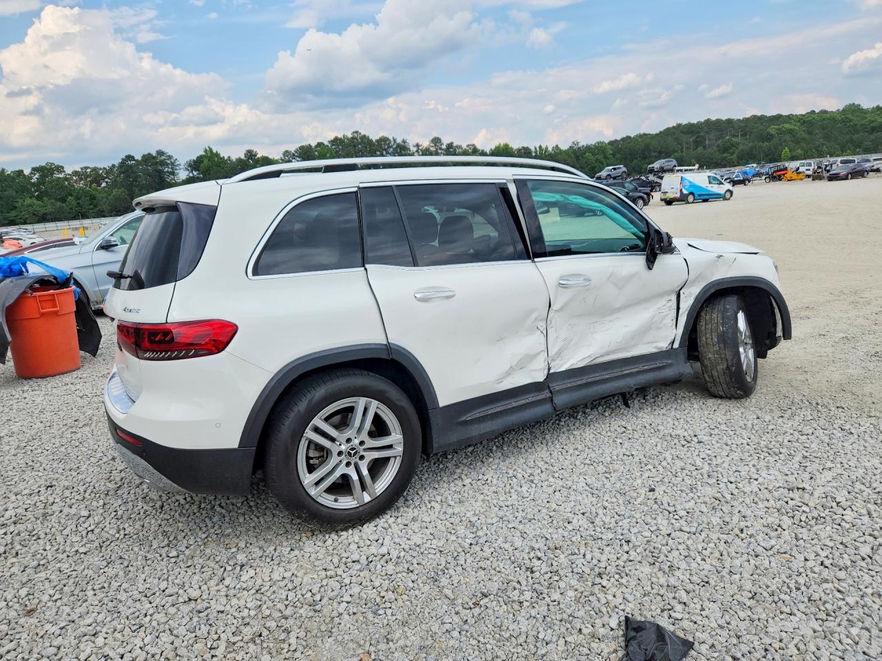 2022 MERCEDES-BENZ GLB-CLASS