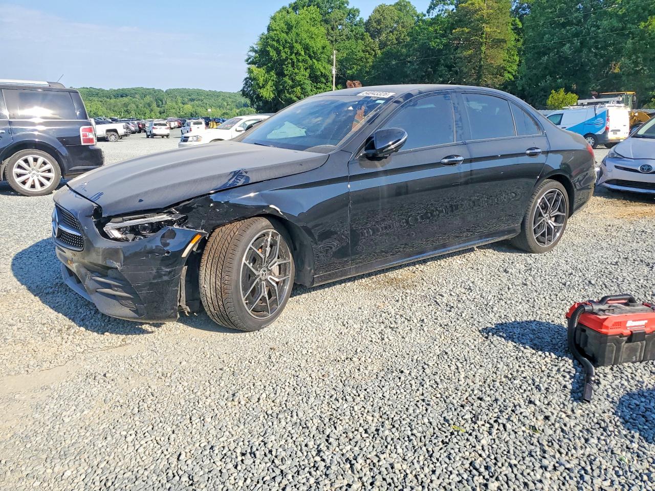 2022 MERCEDES-BENZ E-CLASS