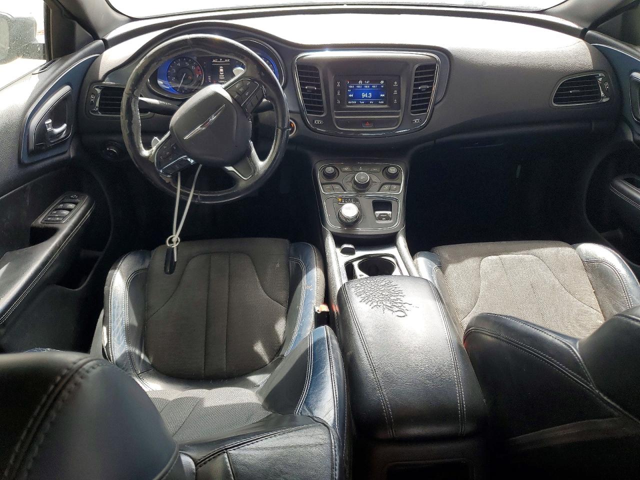 2015 CHRYSLER 200