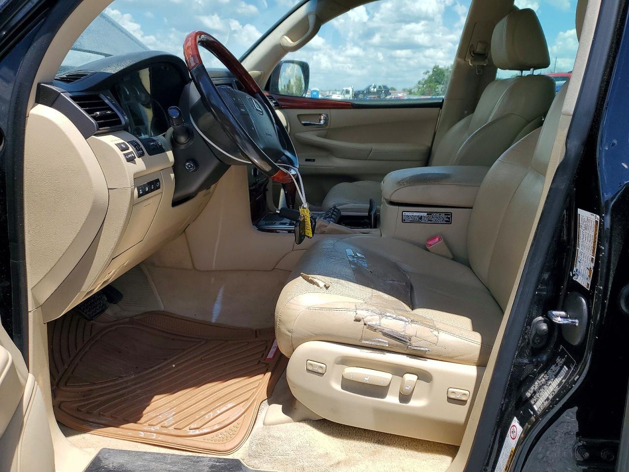 2008 LEXUS LX570