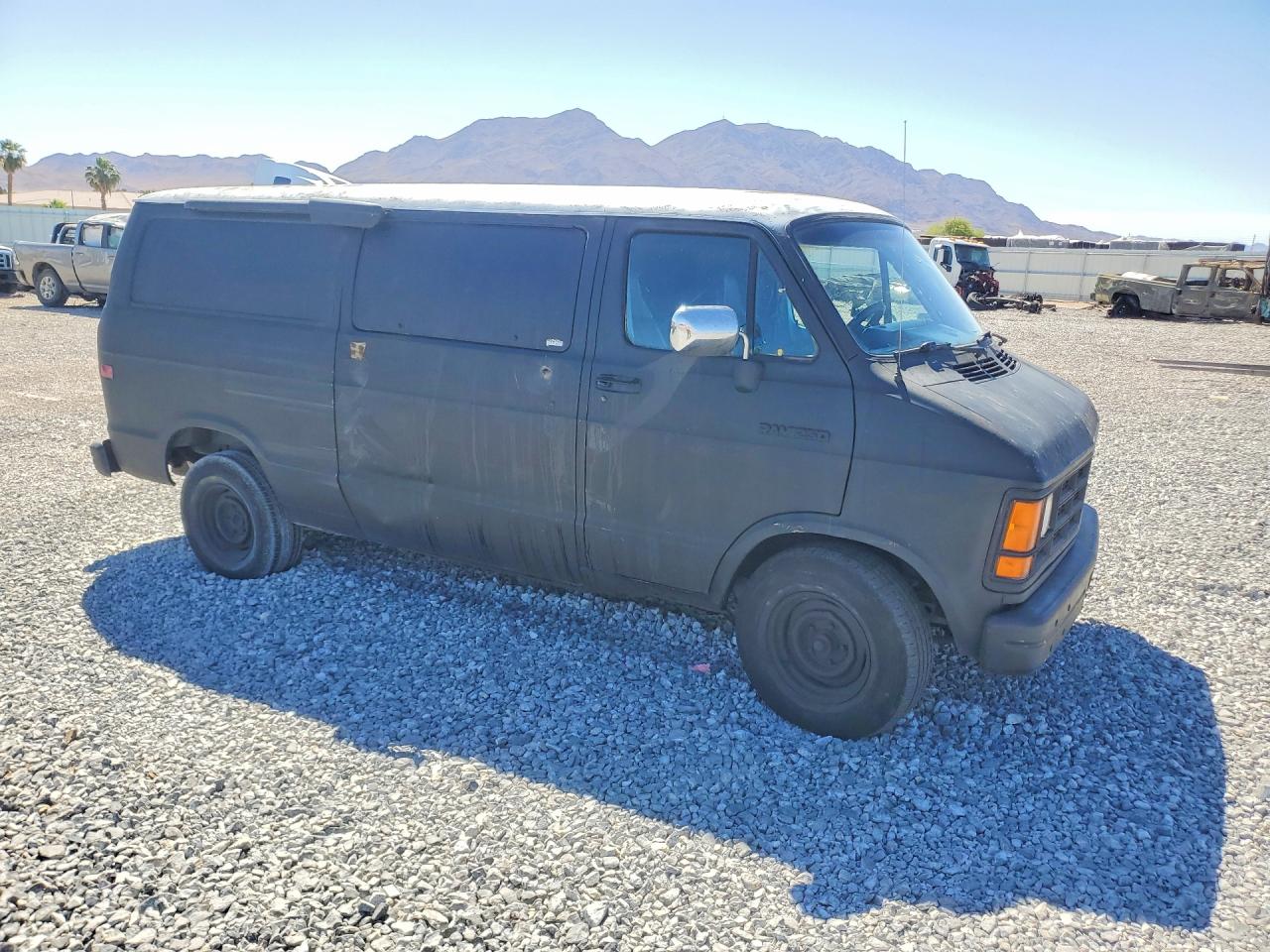 1992 DODGE B SERIES
