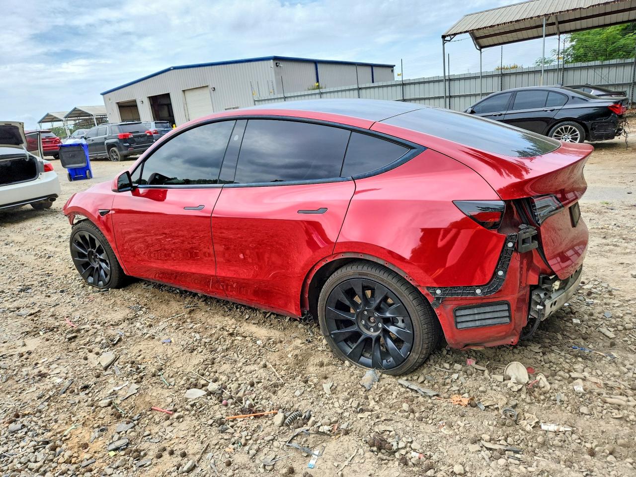 2023 TESLA MODEL Y