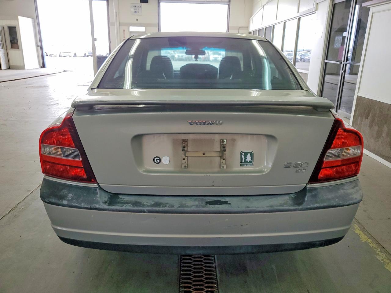 2001 VOLVO S80