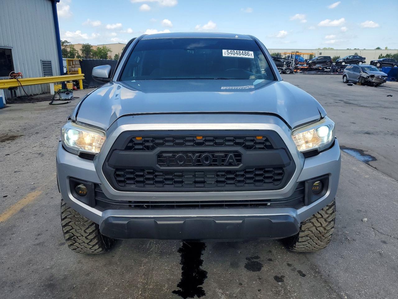 2018 TOYOTA TACOMA