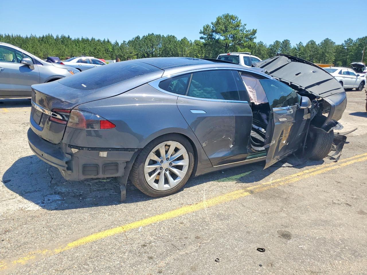 2016 TESLA MODEL S