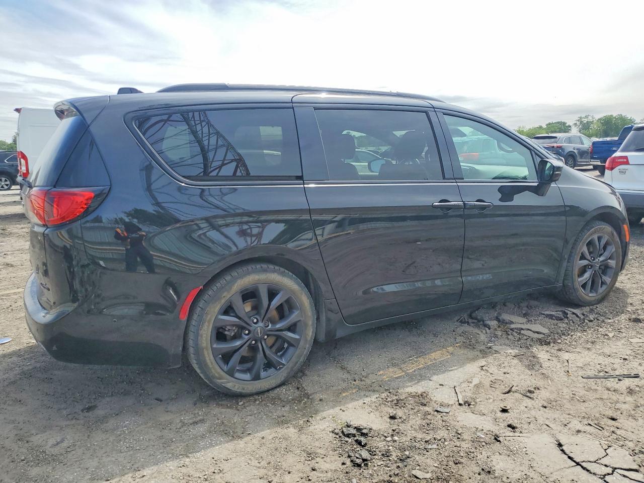 2020 CHRYSLER PACIFICA