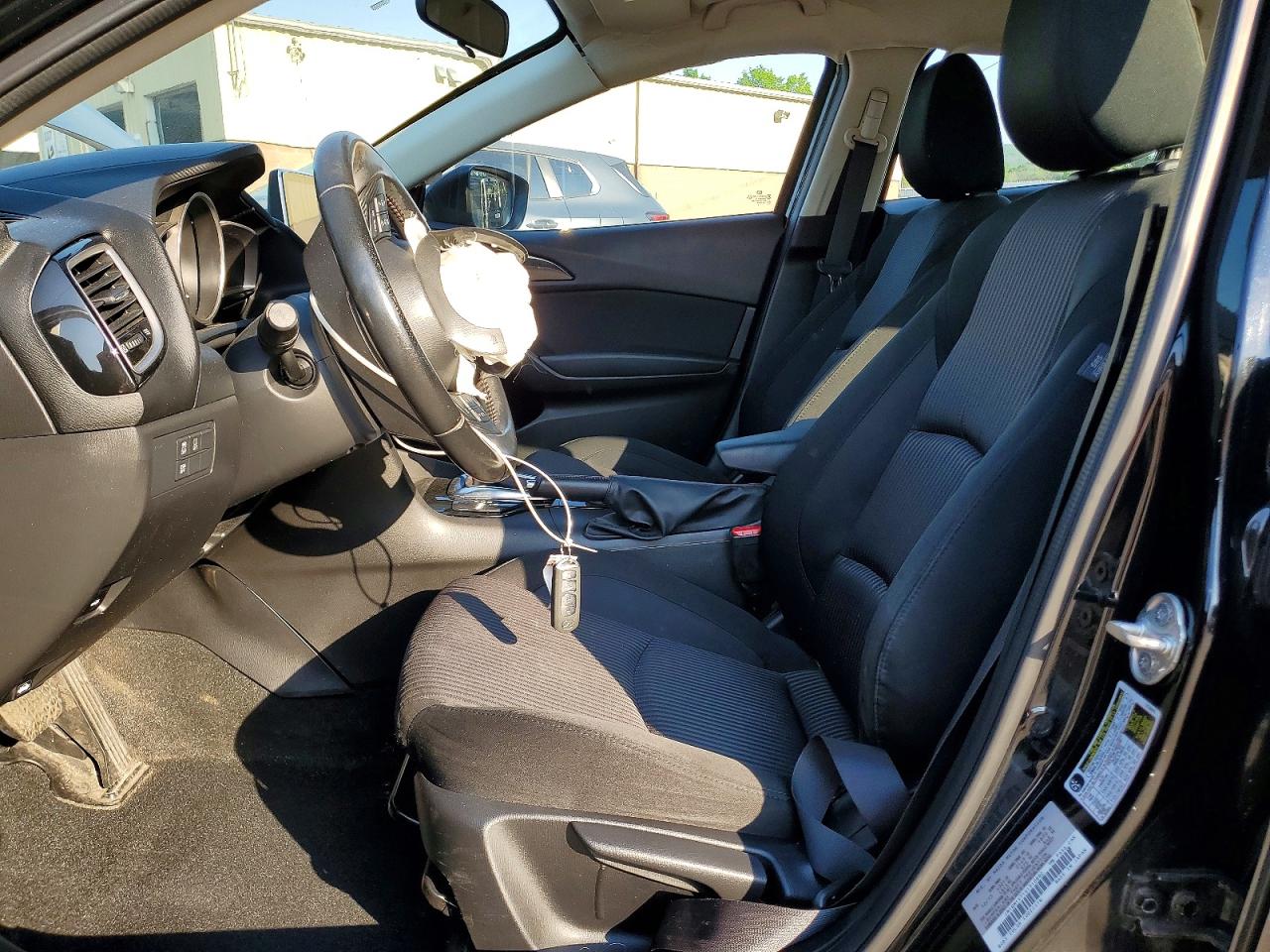 2016 MAZDA 3