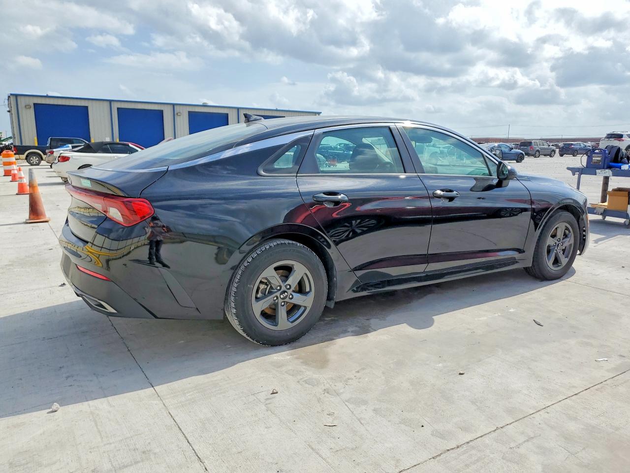 2021 KIA K5