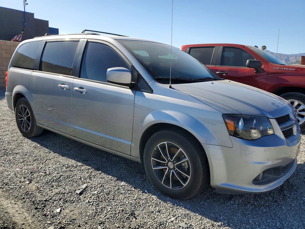 2018 DODGE CARAVAN