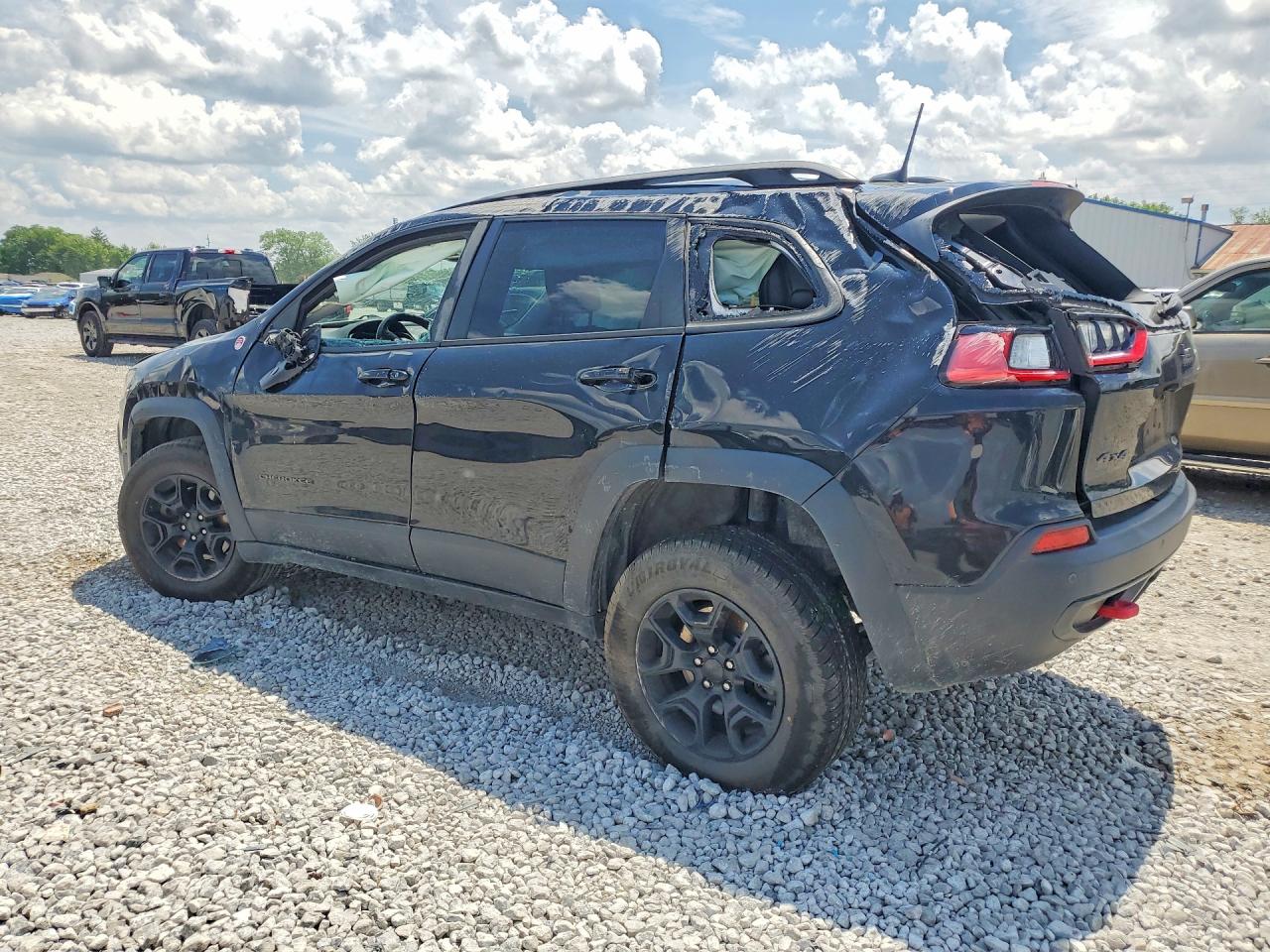 2019 JEEP CHEROKEE
