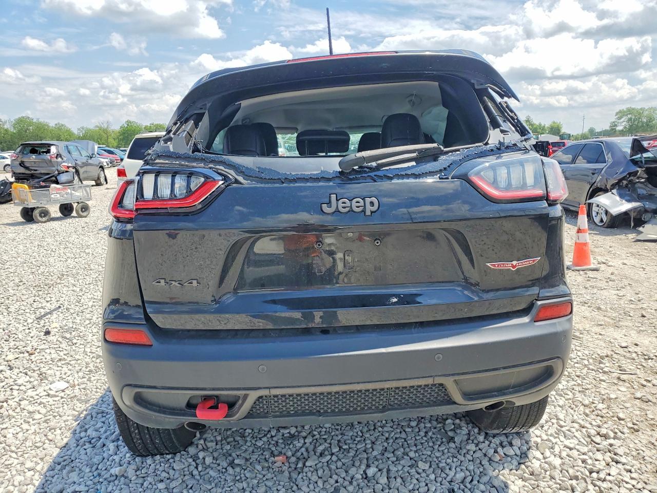 2019 JEEP CHEROKEE