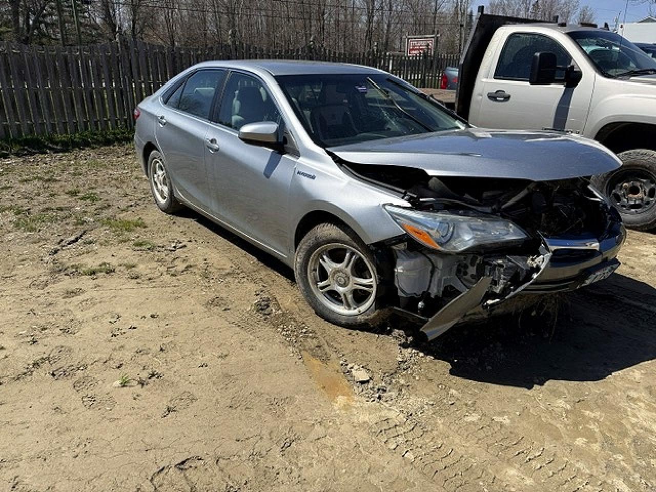 2016 TOYOTA CAMRY SOLA