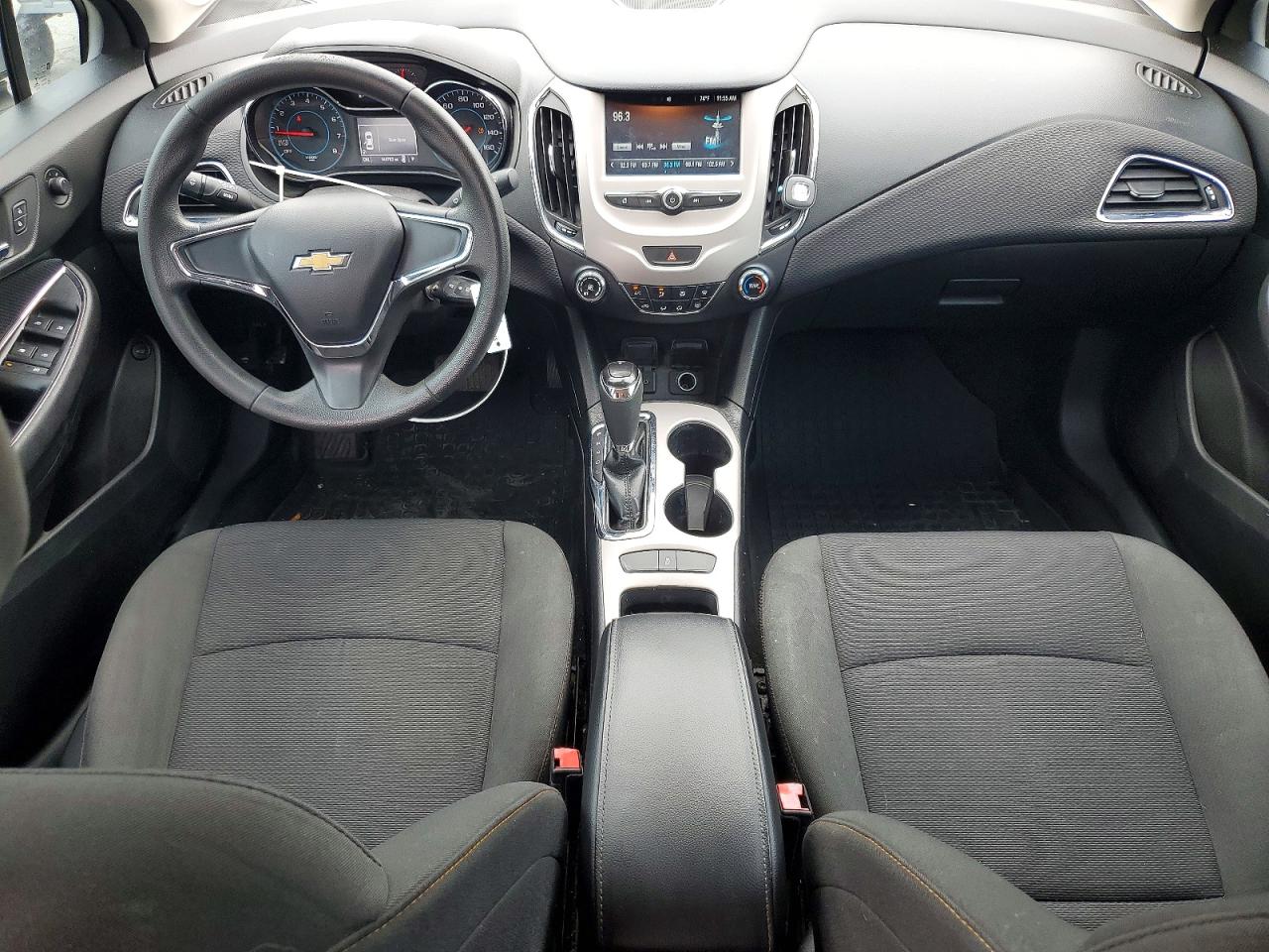 2016 CHEVROLET CRUZE