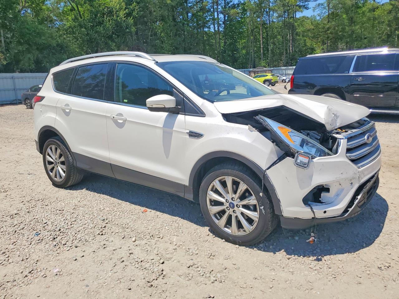 2017 FORD ESCAPE