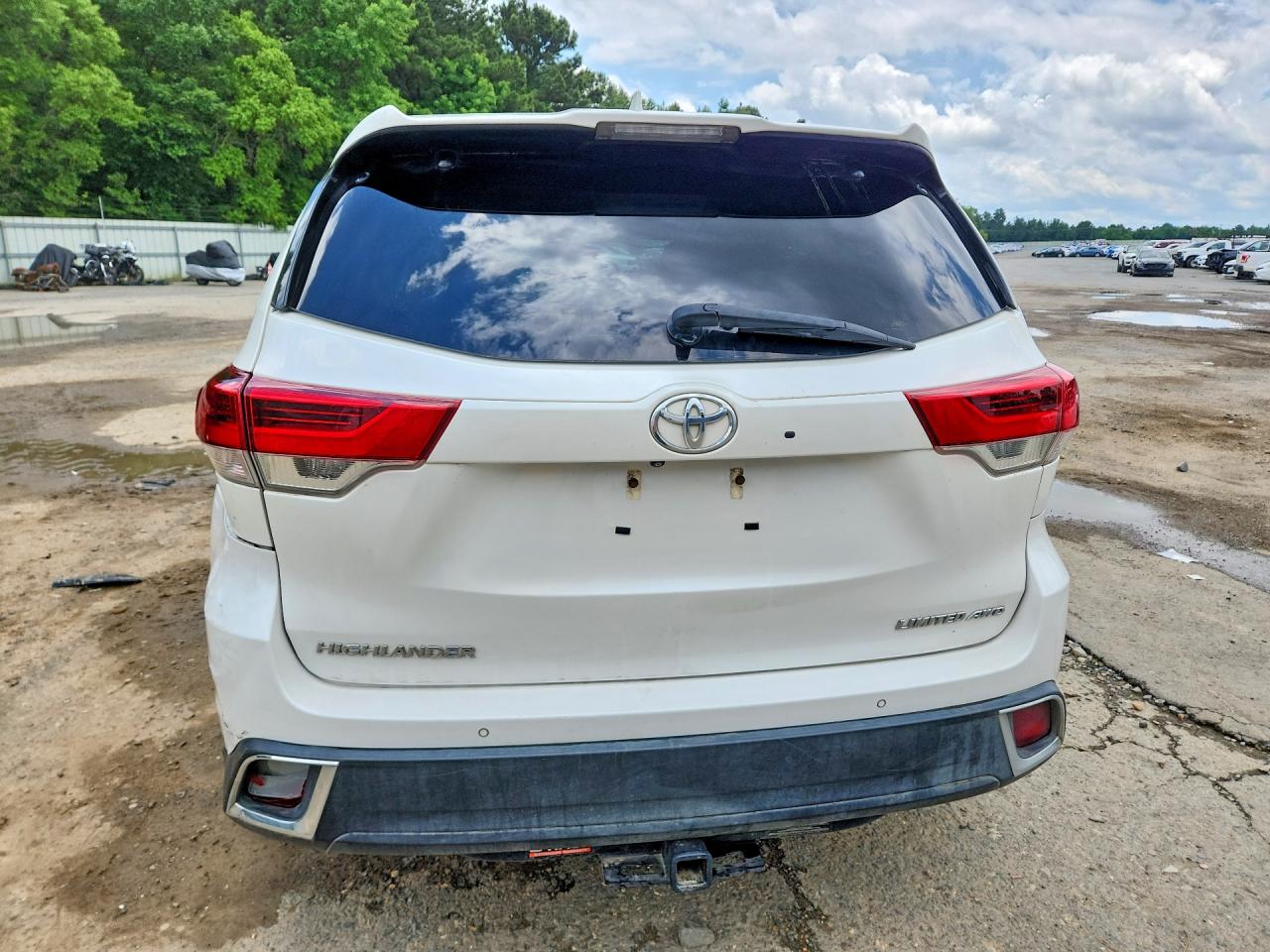 2018 TOYOTA HIGHLANDER