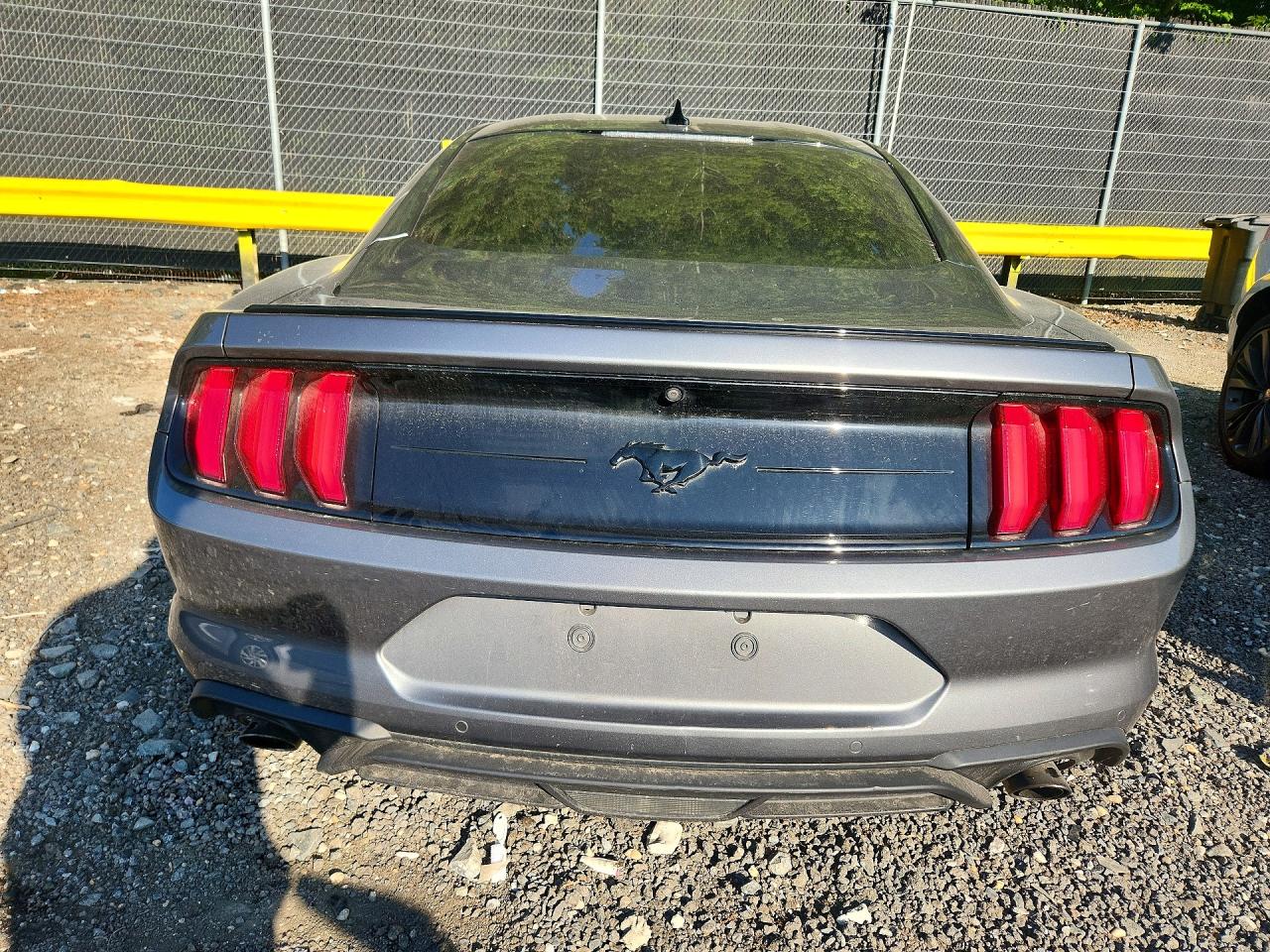 2022 FORD MUSTANG
