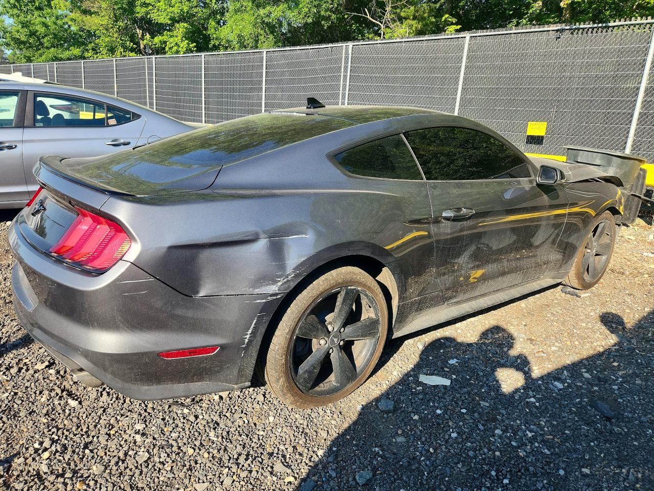 2022 FORD MUSTANG