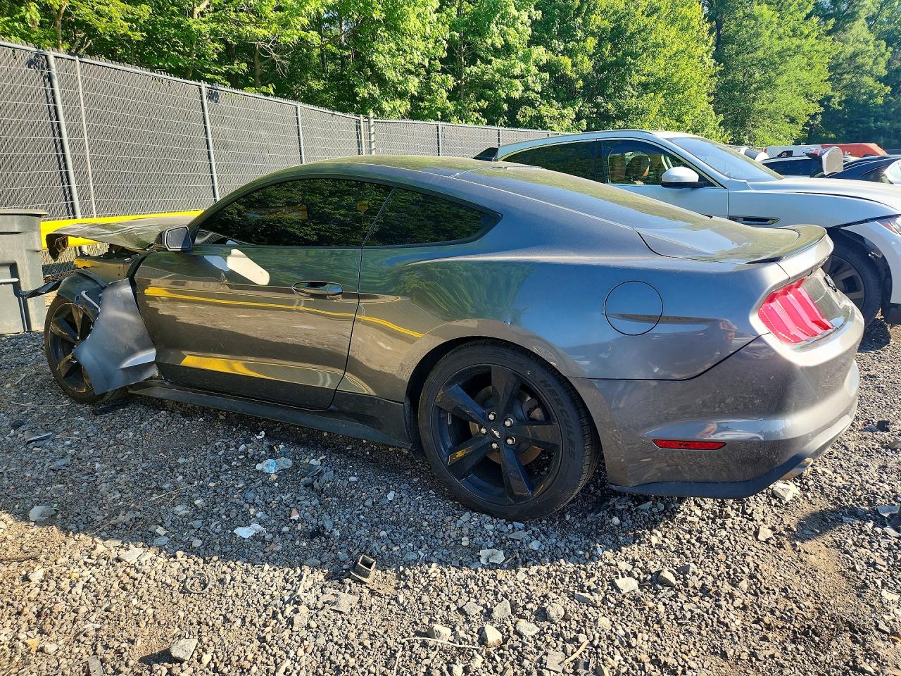 2022 FORD MUSTANG