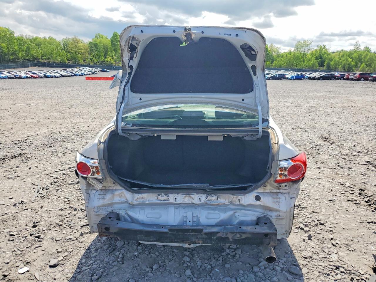 2011 TOYOTA COROLLA