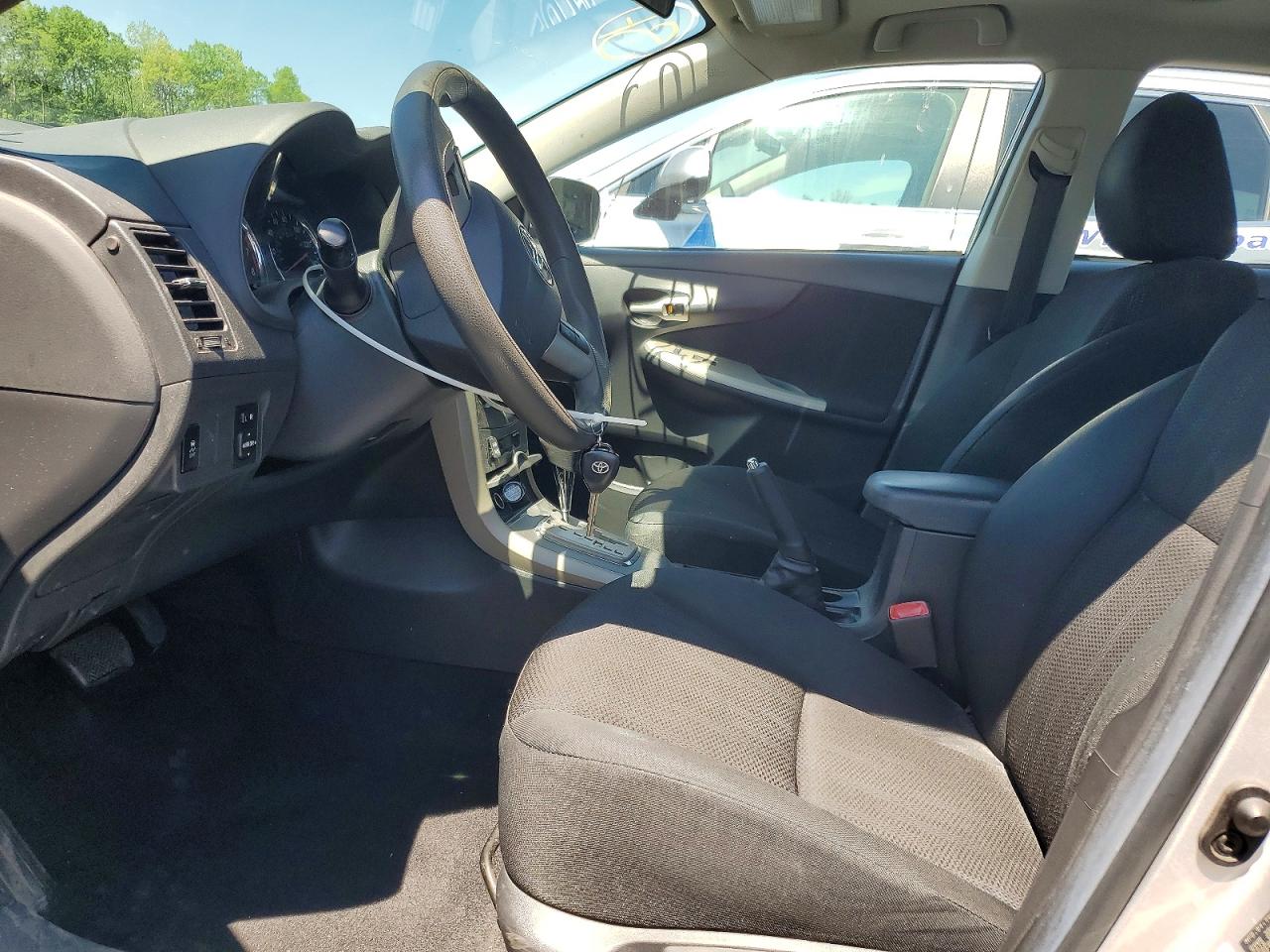 2011 TOYOTA COROLLA