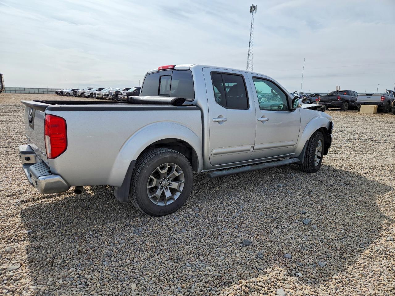 2019 NISSAN FRONTIER