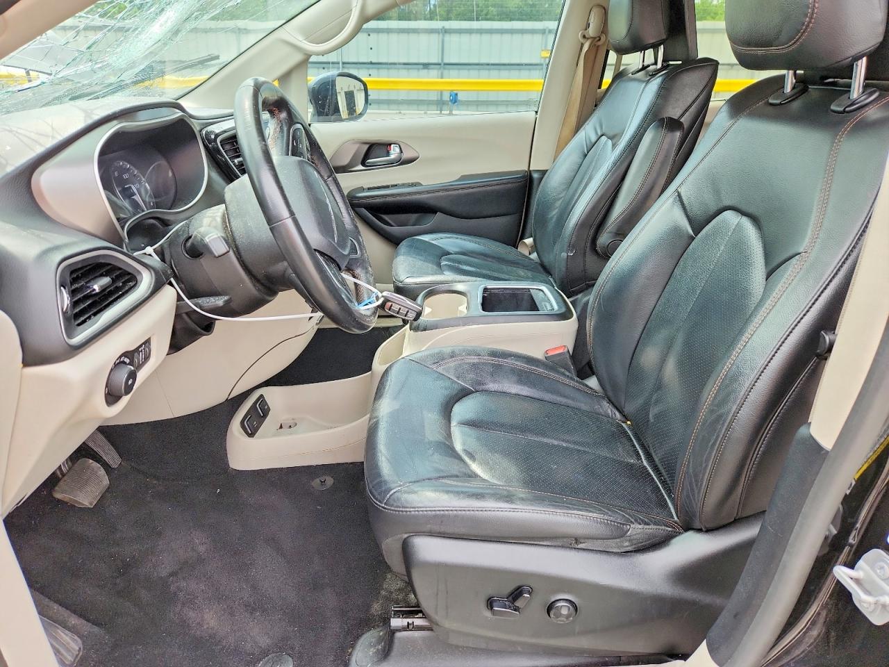 2020 CHRYSLER PACIFICA