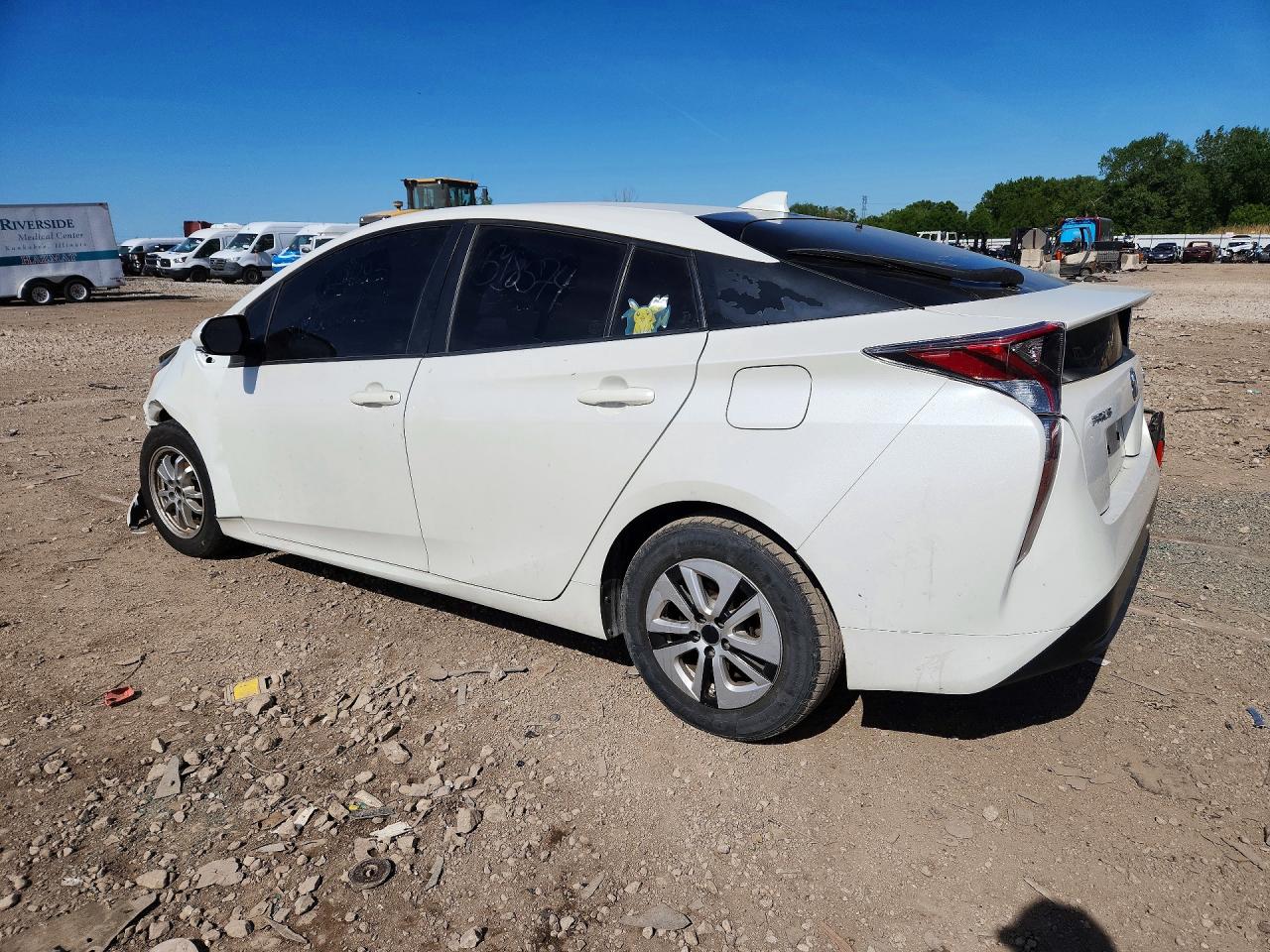 2016 TOYOTA PRIUS