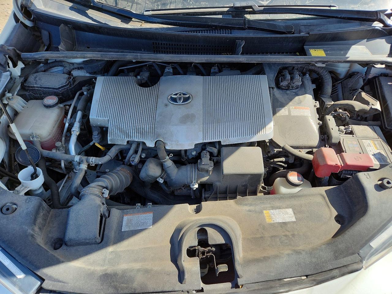 2016 TOYOTA PRIUS