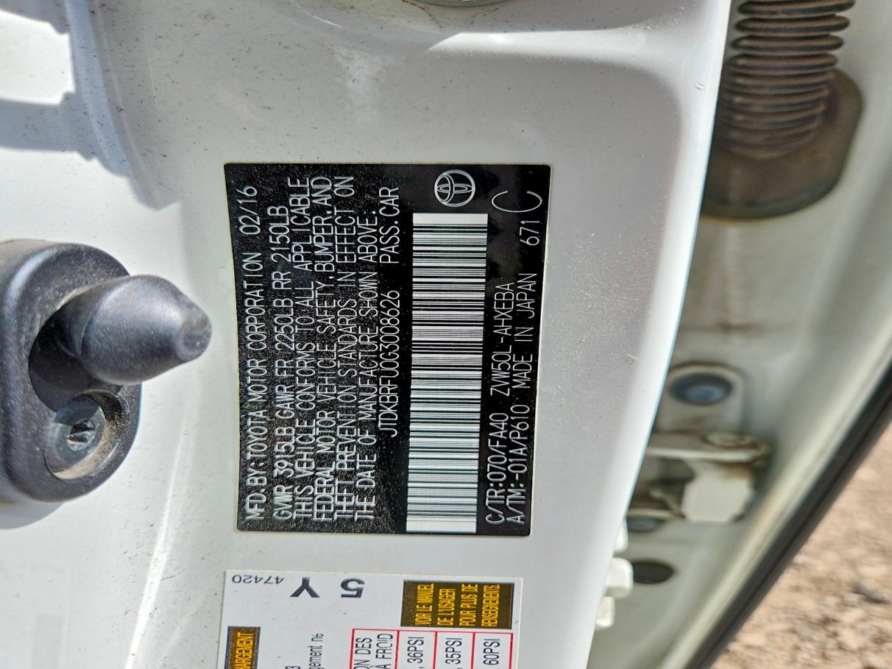 2016 TOYOTA PRIUS