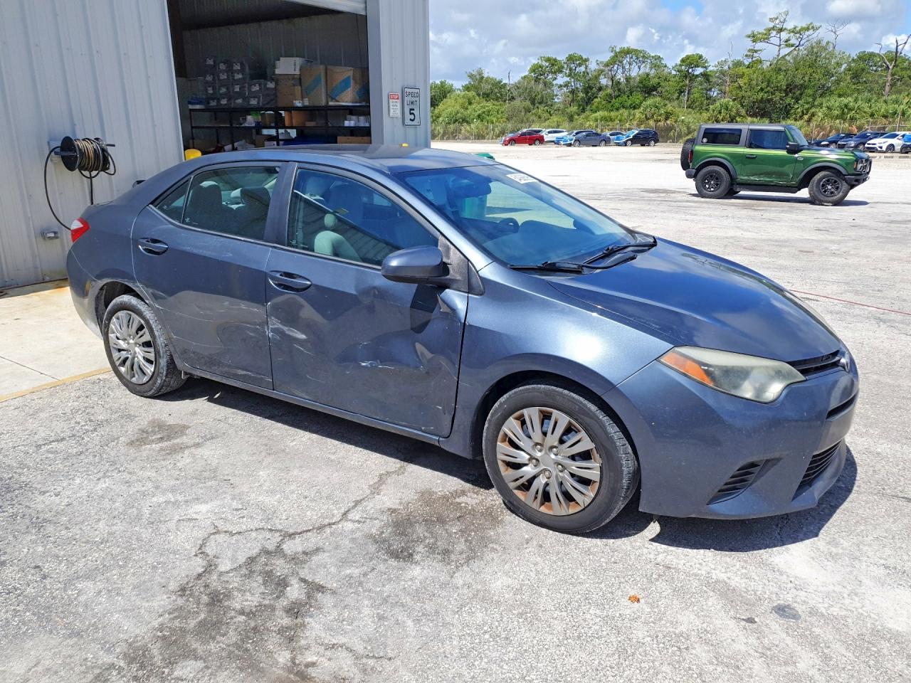 2016 TOYOTA COROLLA