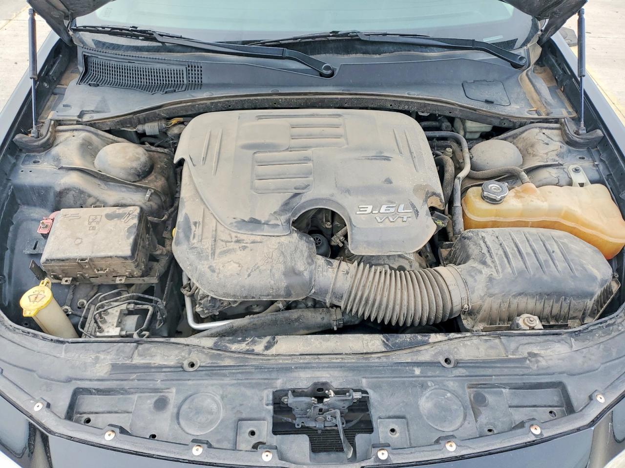 2015 CHRYSLER 300