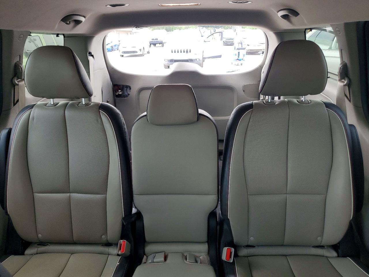 2020 KIA SEDONA