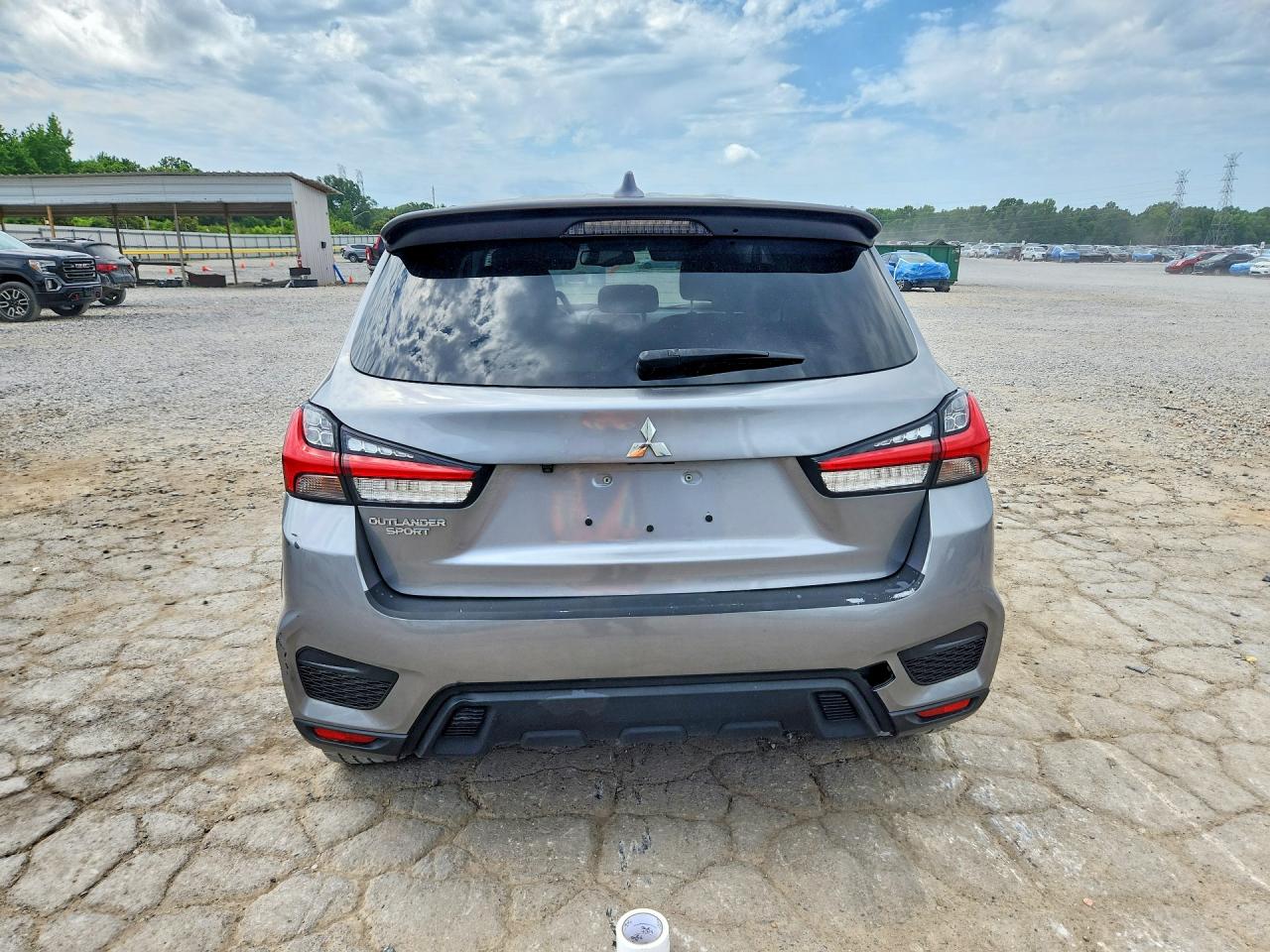 2022 MITSUBISHI OUTLANDER