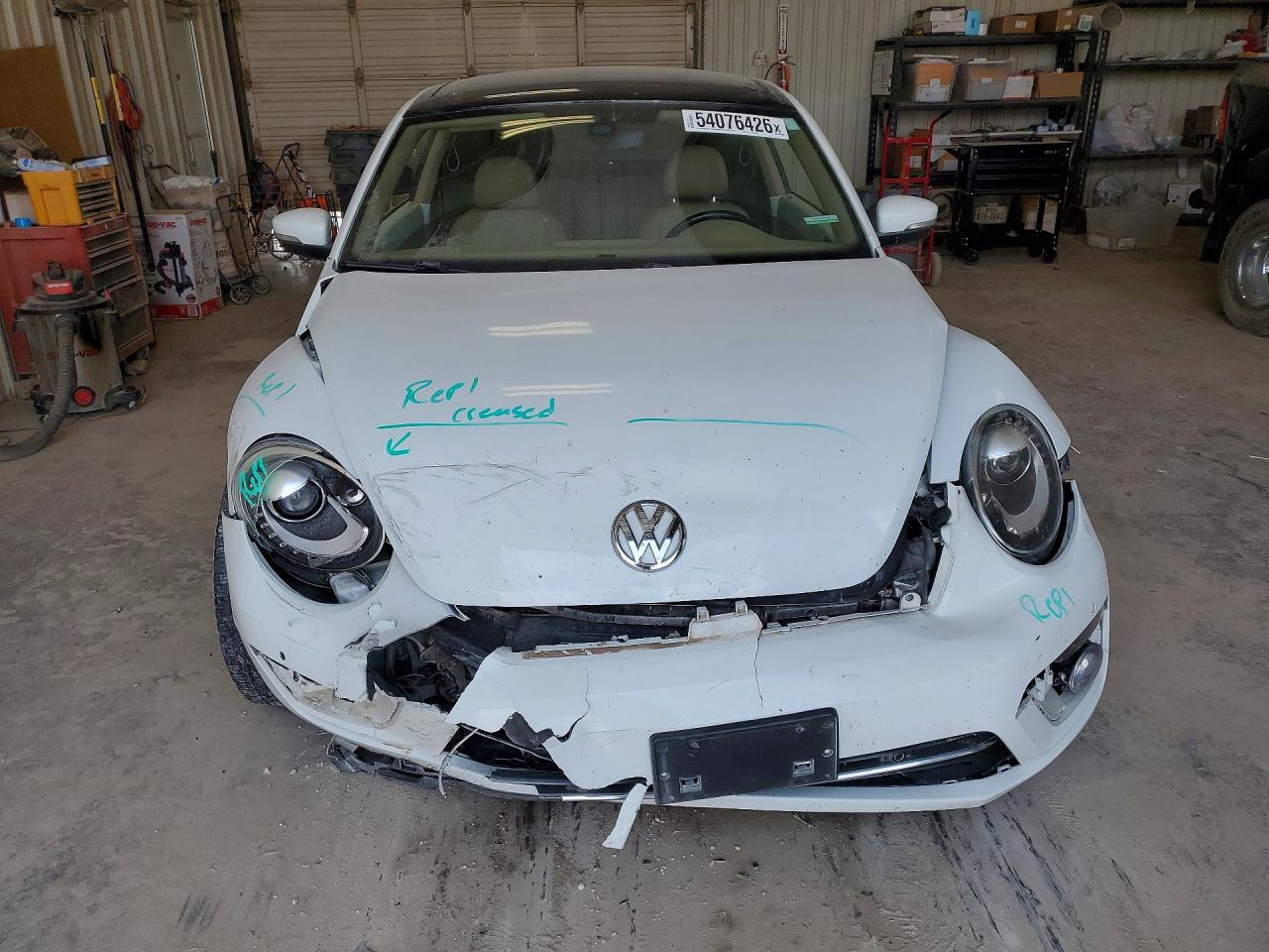 2019 VOLKSWAGEN BEETLE