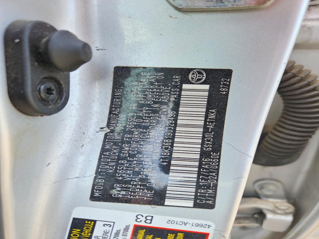 2009 TOYOTA AVALON