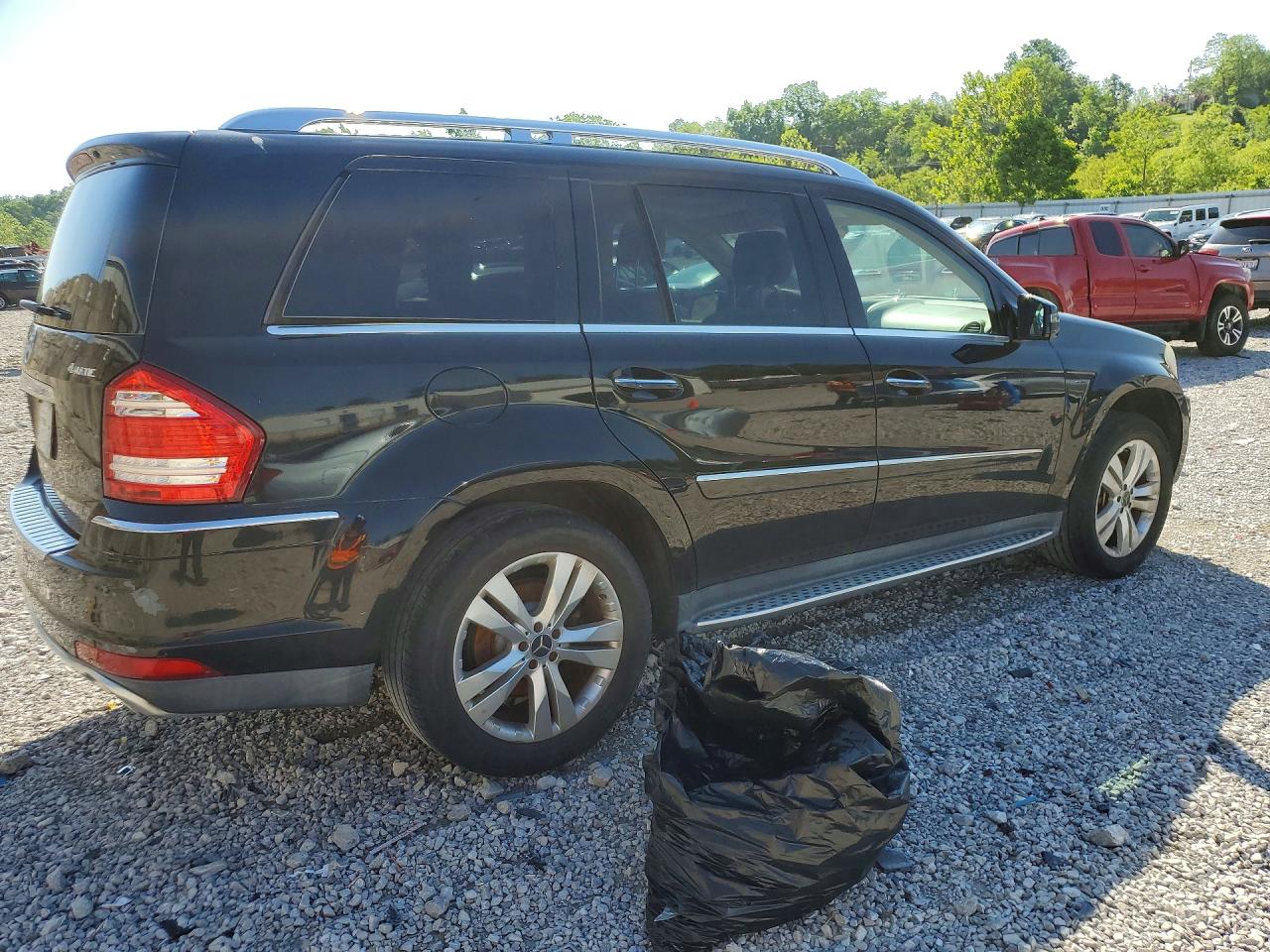 2011 MERCEDES-BENZ GL-CLASS