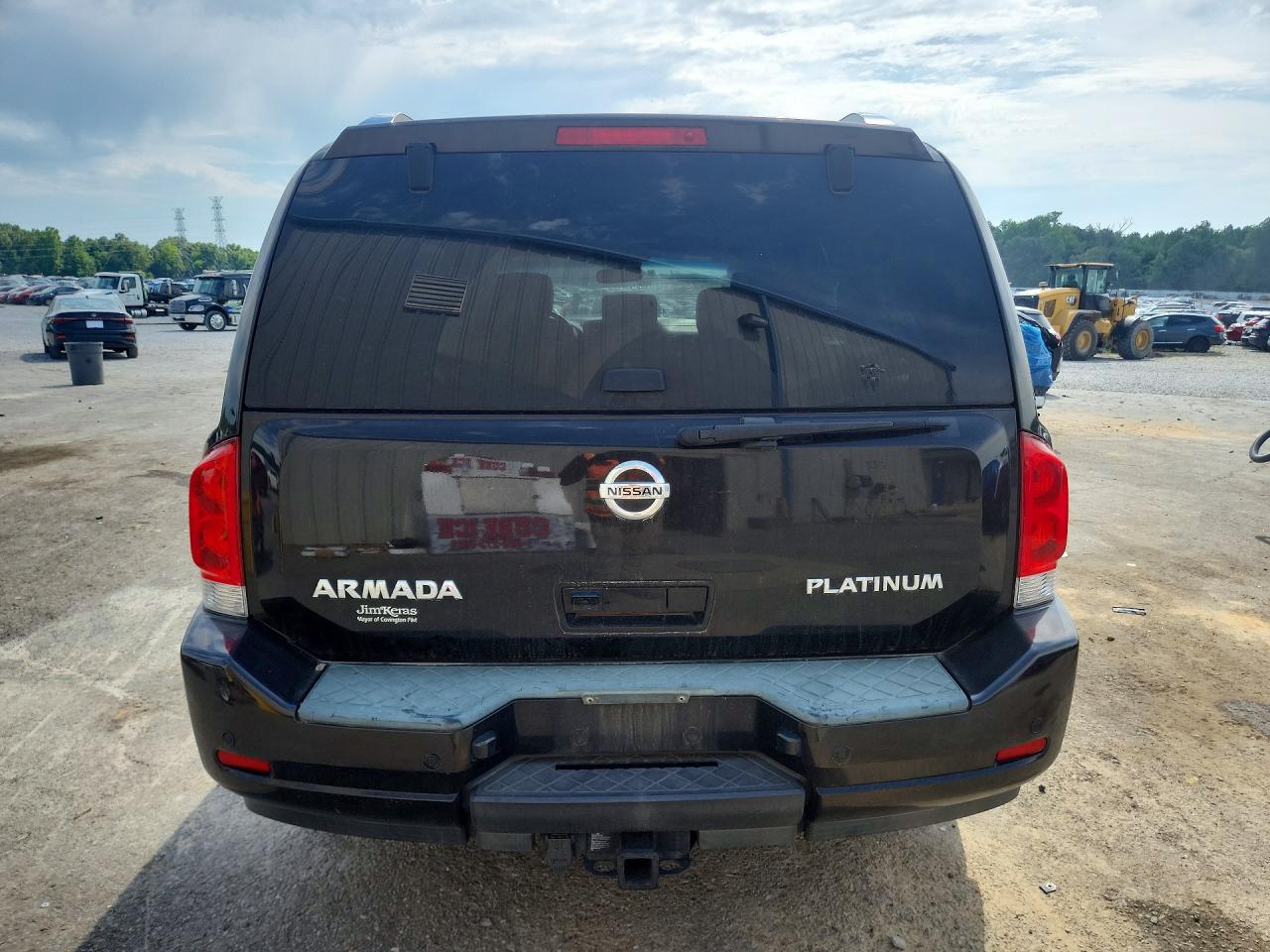 2011 NISSAN ARMADA