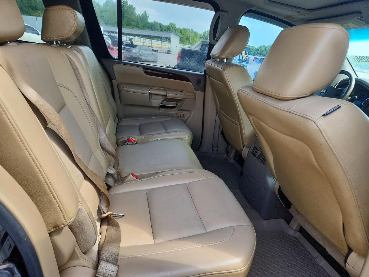 2011 NISSAN ARMADA