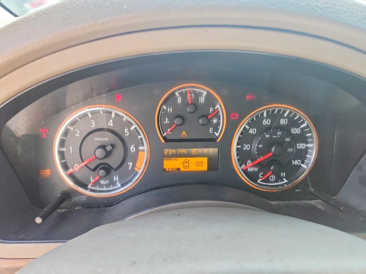 2011 NISSAN ARMADA