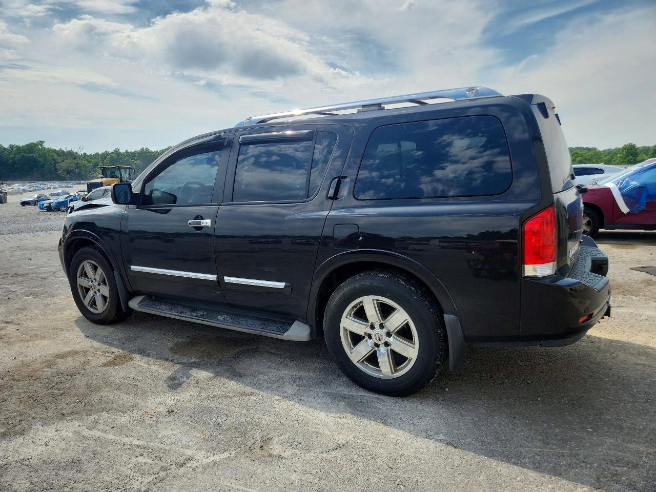2011 NISSAN ARMADA