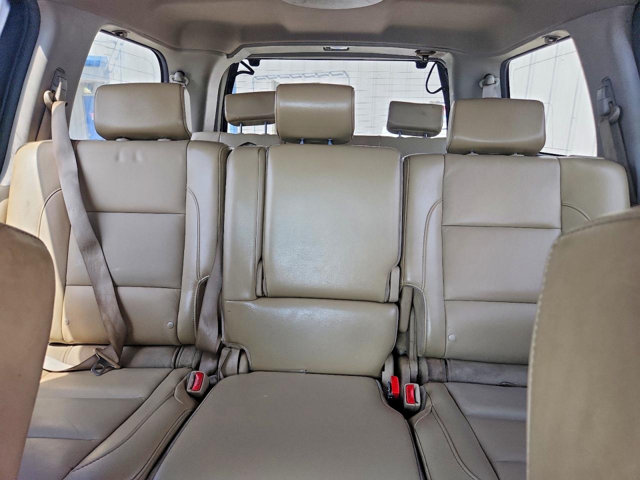 2011 NISSAN ARMADA