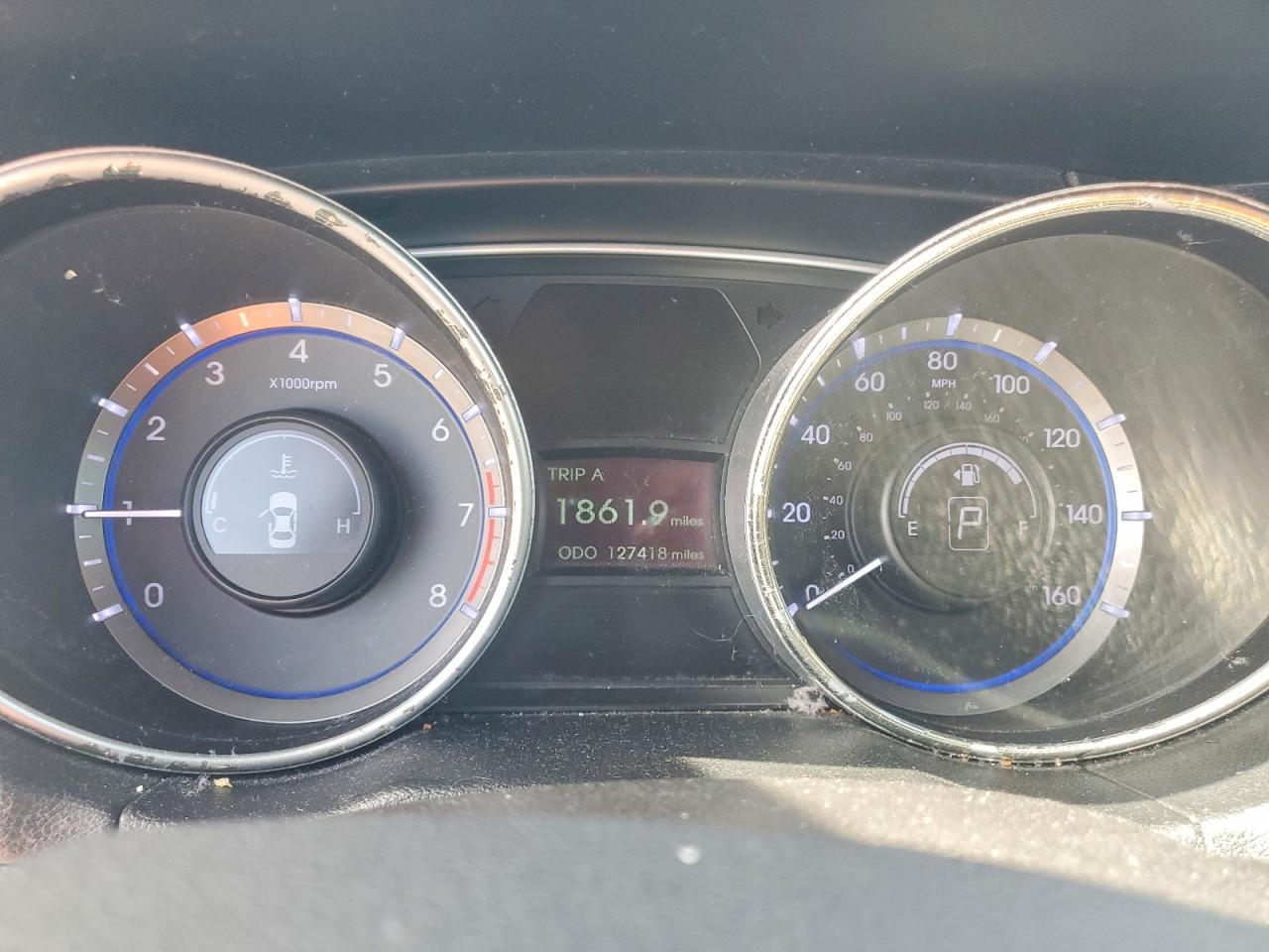 2011 HYUNDAI SONATA