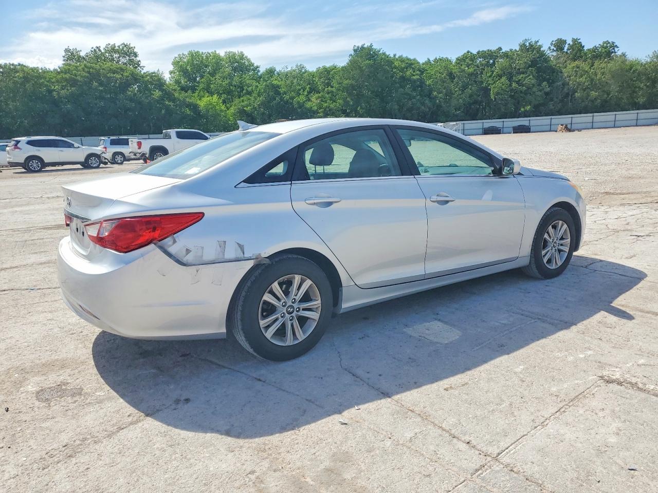 2011 HYUNDAI SONATA