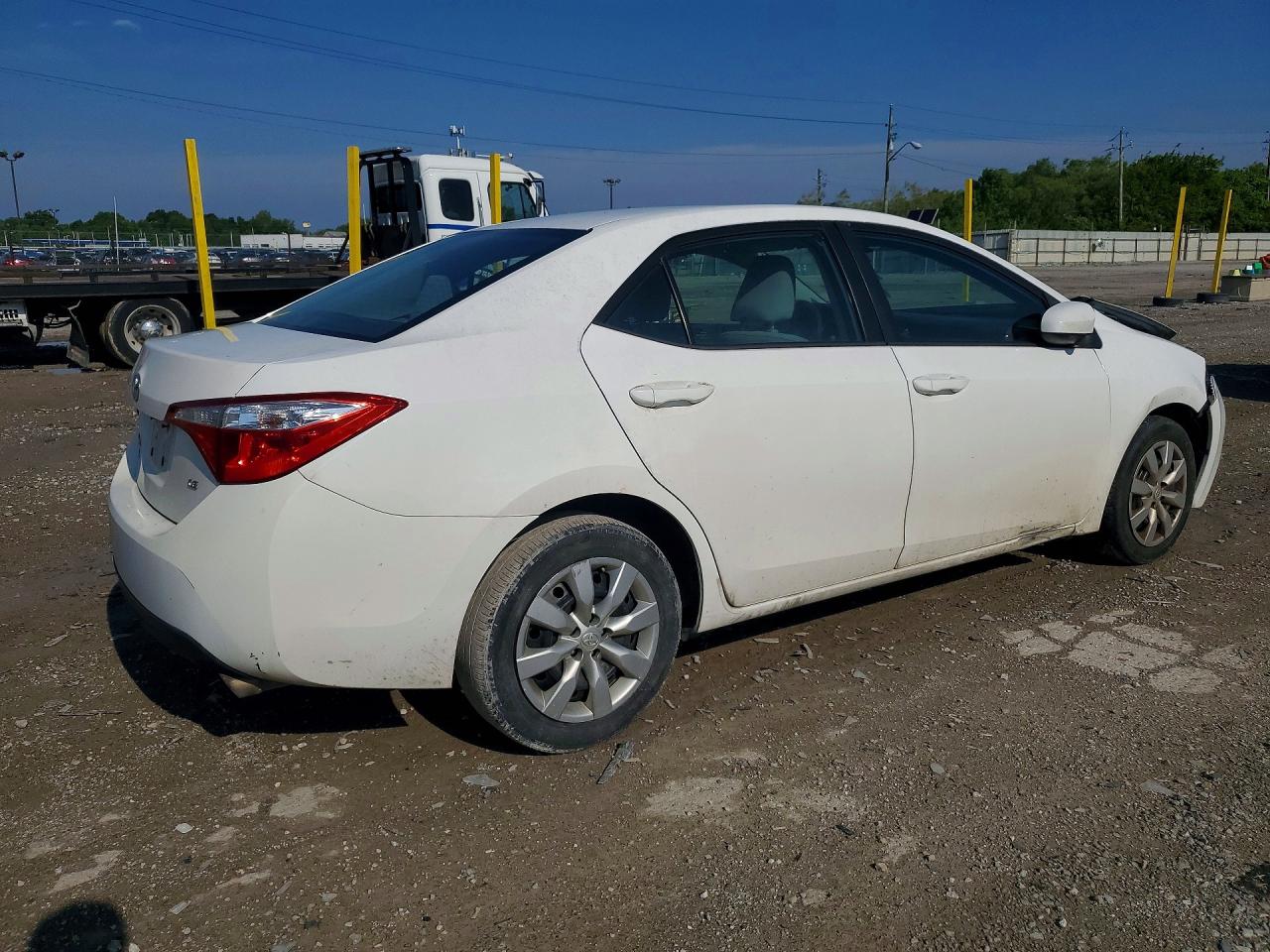 2015 TOYOTA COROLLA