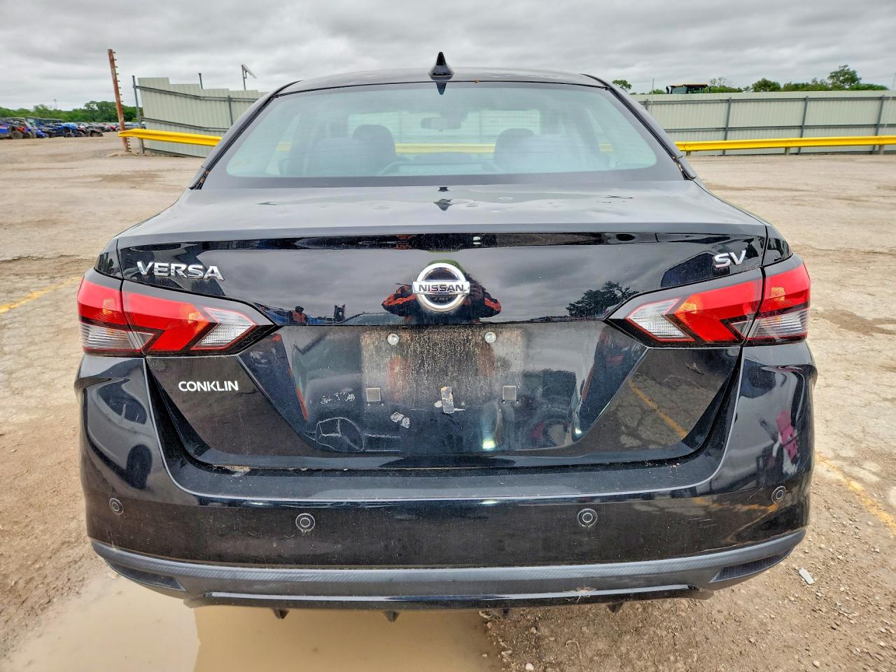 2021 NISSAN VERSA