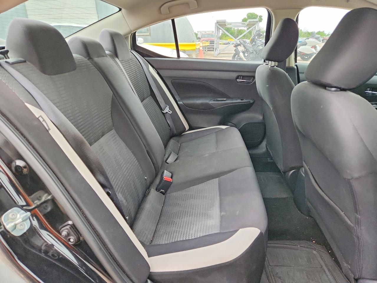 2021 NISSAN VERSA